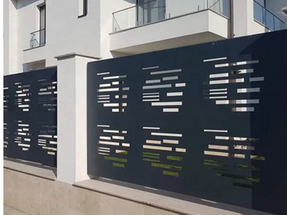 Panouri de gard tablă decupată 4